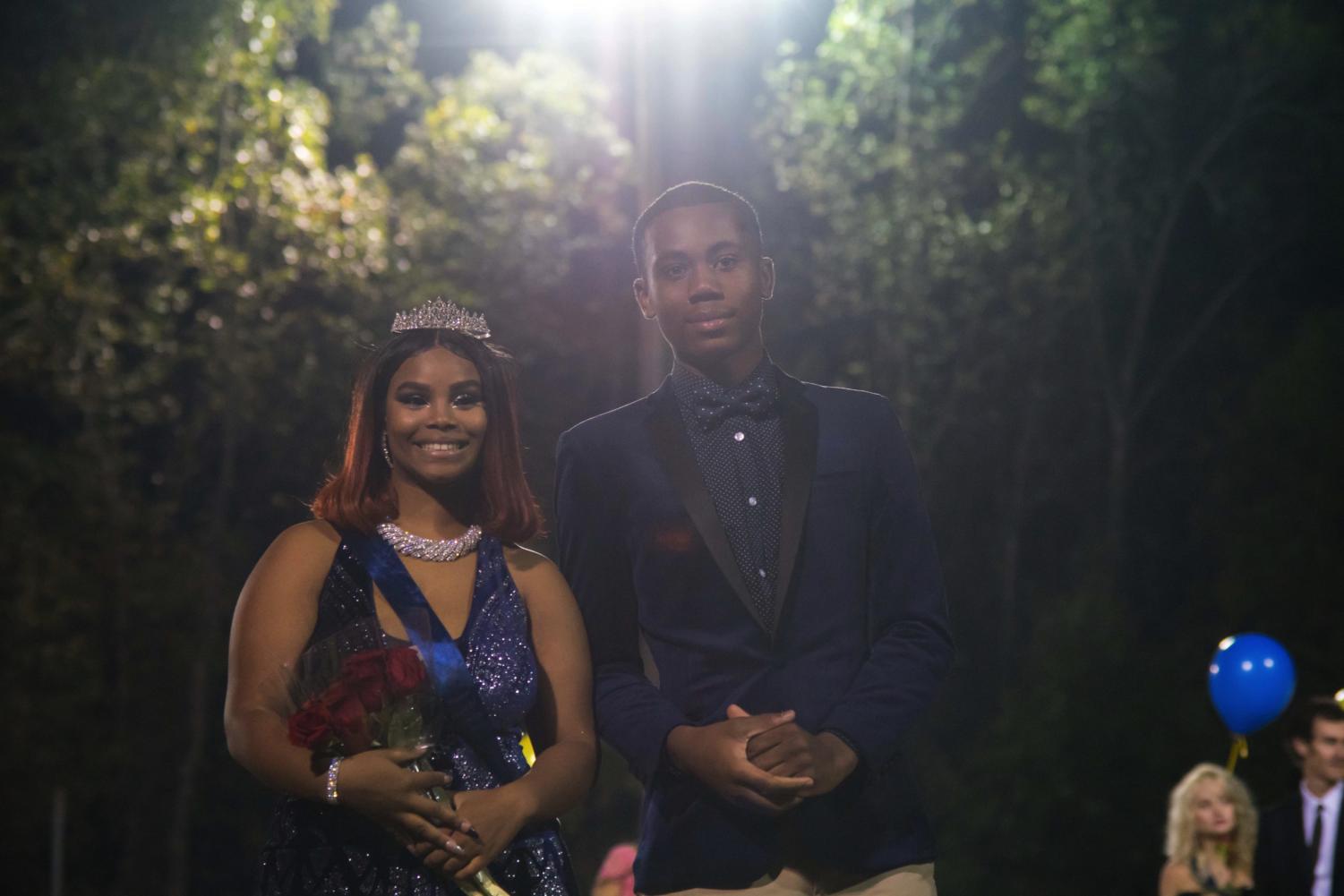Senior Skyler Tabron is crowned the 2018 Homecoming Queen.